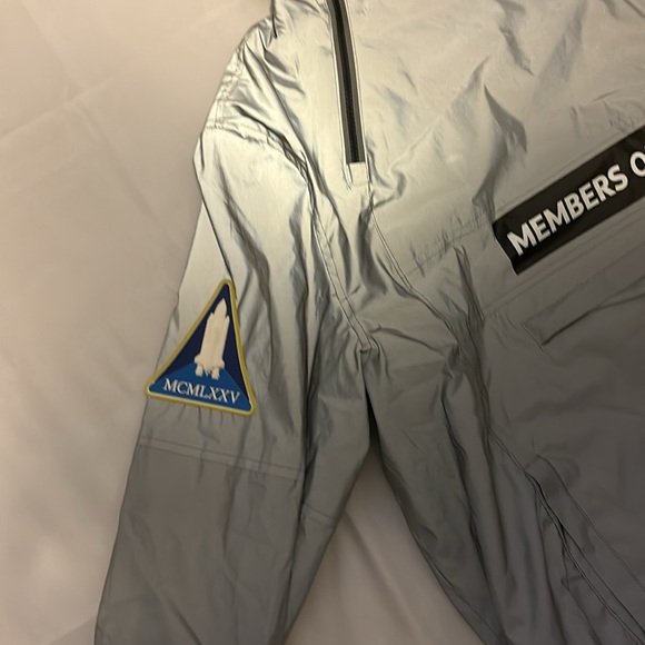 Members Only Half Zip Reflective Light Puffer - Picture 3 of 8